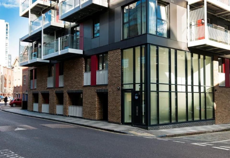 Twyne House Apartments