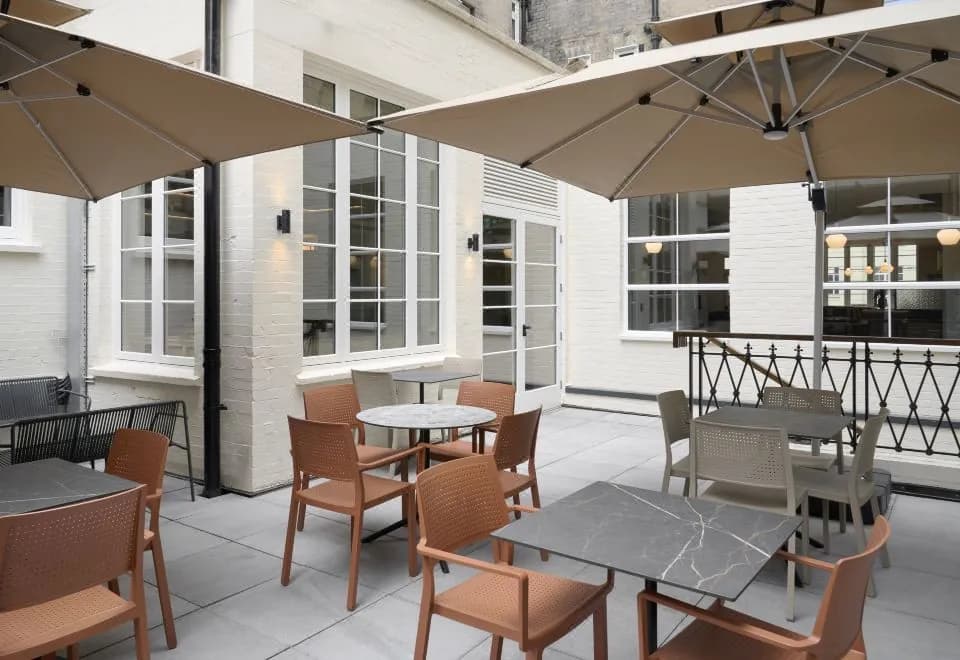 Four Points Express by Sheraton London Euston