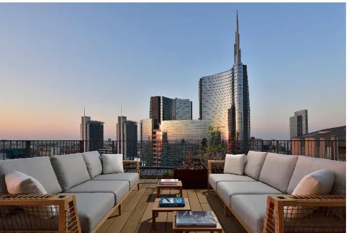 Milano Verticale | UNA Esperienze