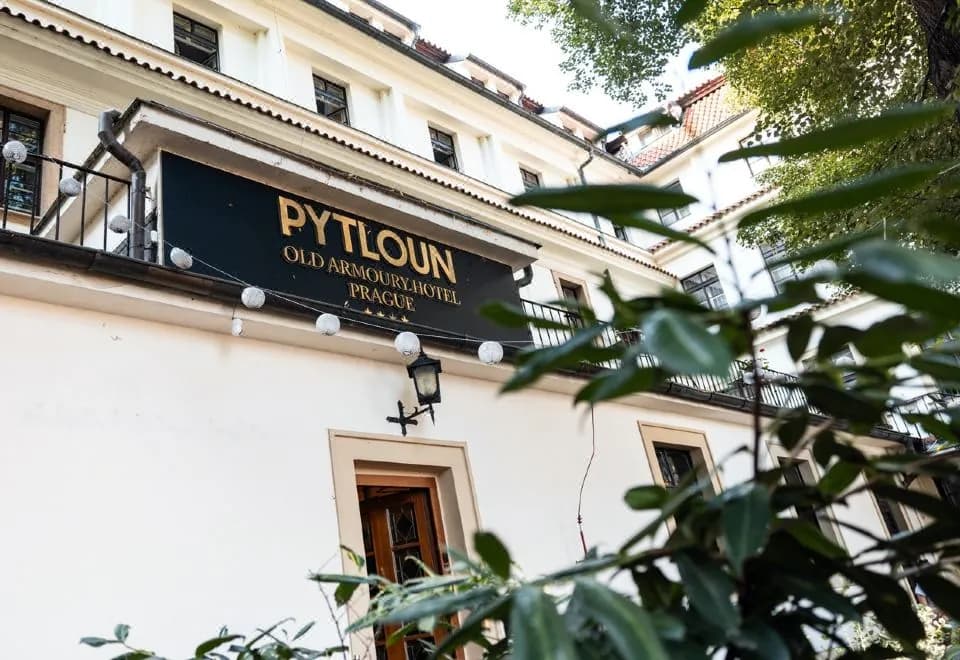 Pytloun Old Armoury Hotel Prague, Stará Zbrojnice